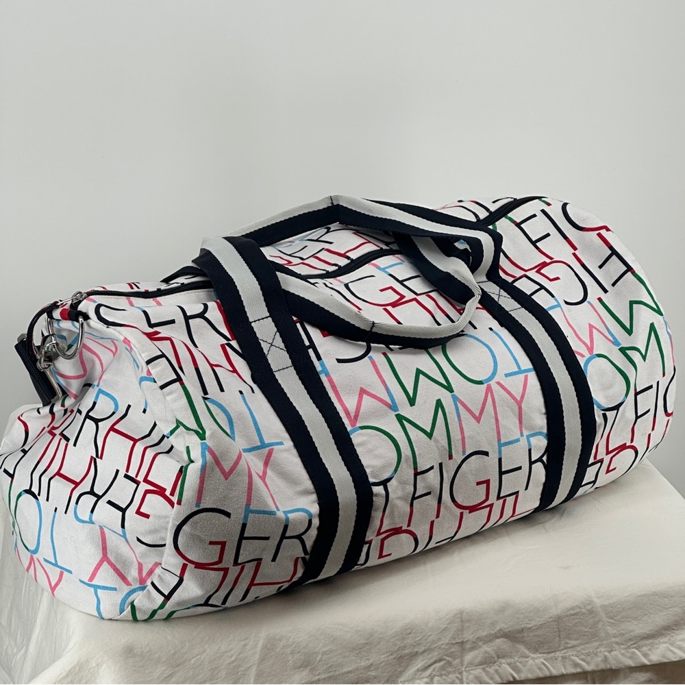 Tommy Hilfiger Multi Color Dufflebag‎ Weekender Travel bag
